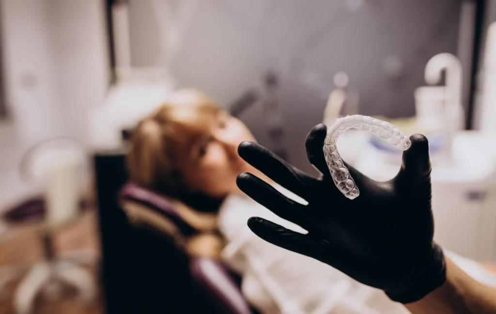 orthodontiste la roche sur yon equipe medicale orthodontiste la roche sur yon equipe medicale Orthodontie invisible : les aligneurs Orthodontistes à La Roche-sur-Yon | Cabinet 7SMILE